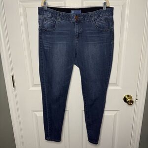Democracy “ab”solution Womens Blue Jeans Size 16W Medium Wash Skinny Leg GUC